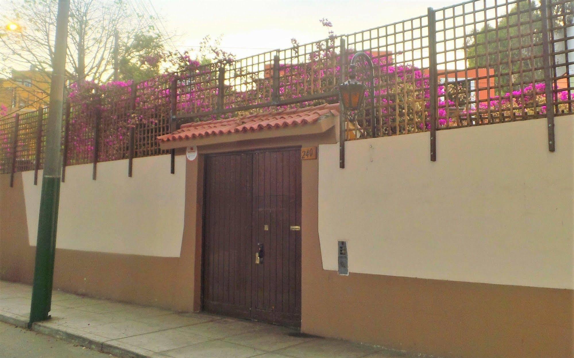 D'Osma Bed & Breakfast Lima Luaran gambar