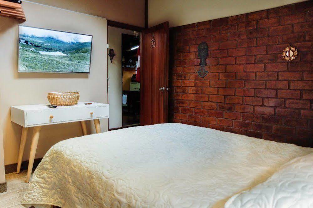 D'Osma Bed & Breakfast Lima Luaran gambar
